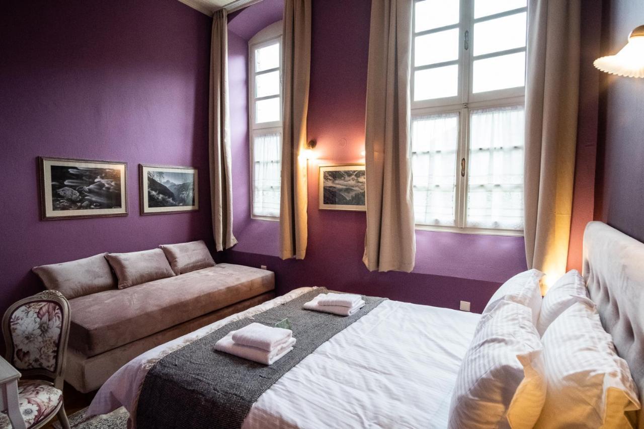 The Old School Boutique Hotel Sirako Esterno foto
