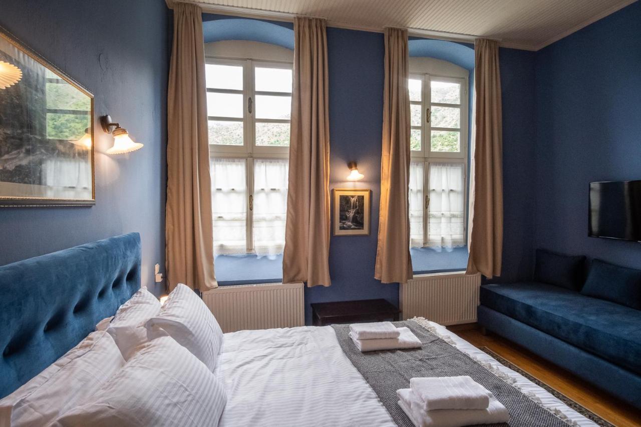 The Old School Boutique Hotel Sirako Esterno foto