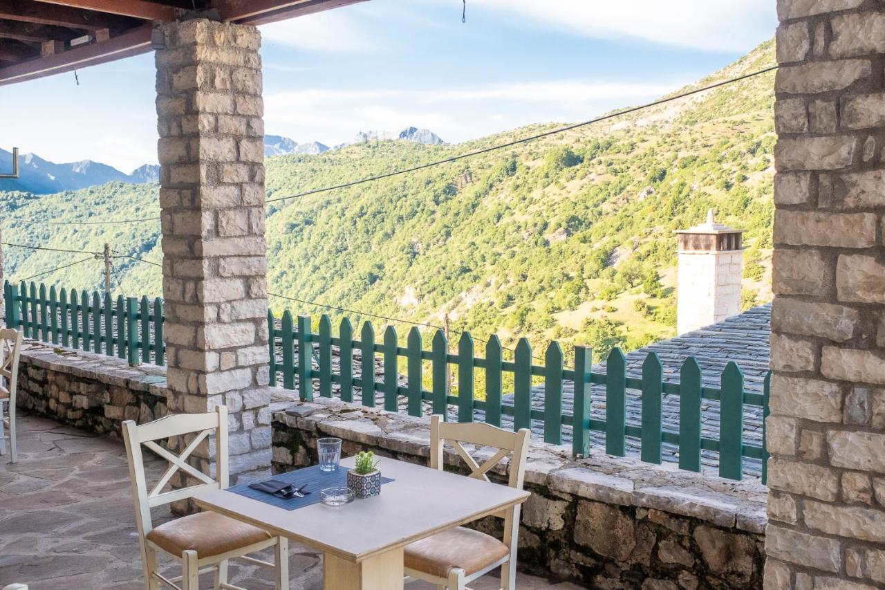 The Old School Boutique Hotel Sirako Esterno foto