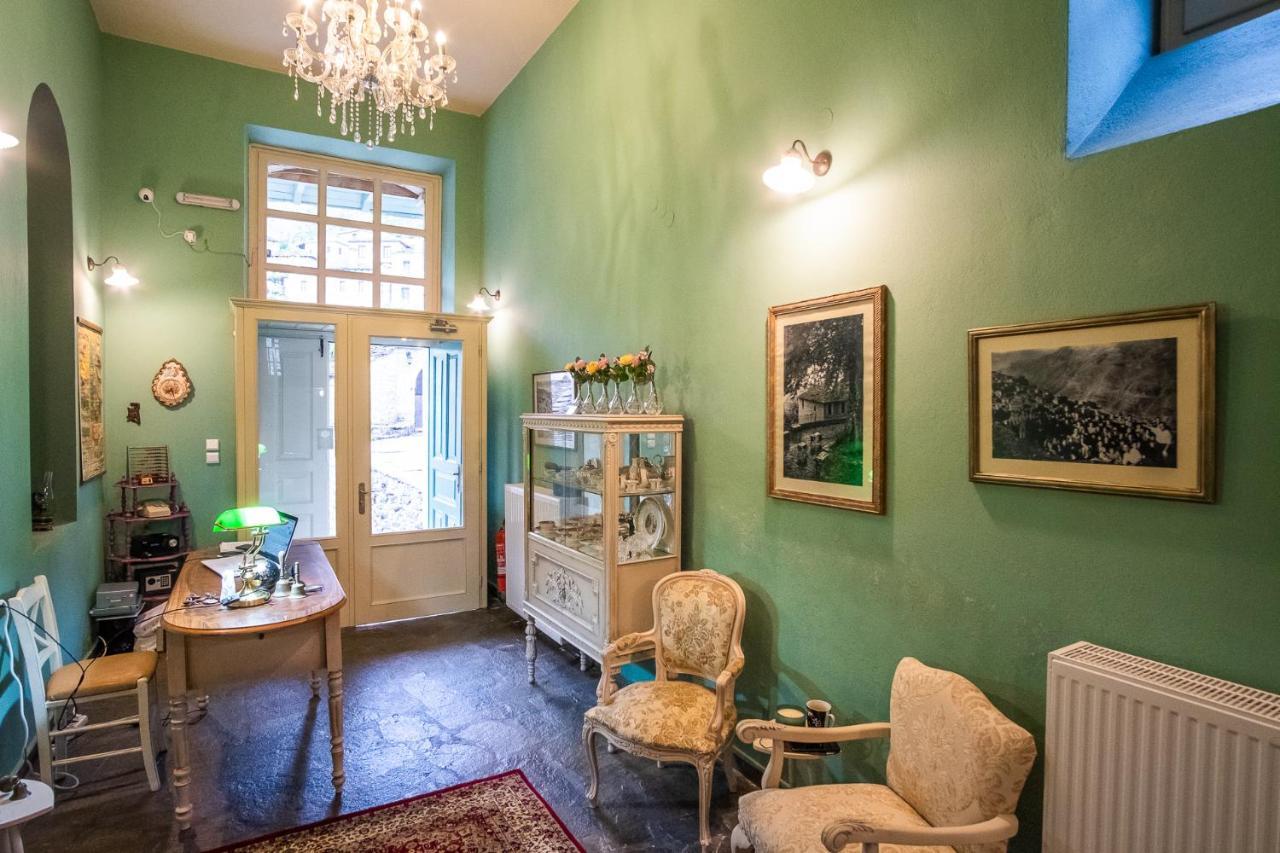 The Old School Boutique Hotel Sirako Esterno foto
