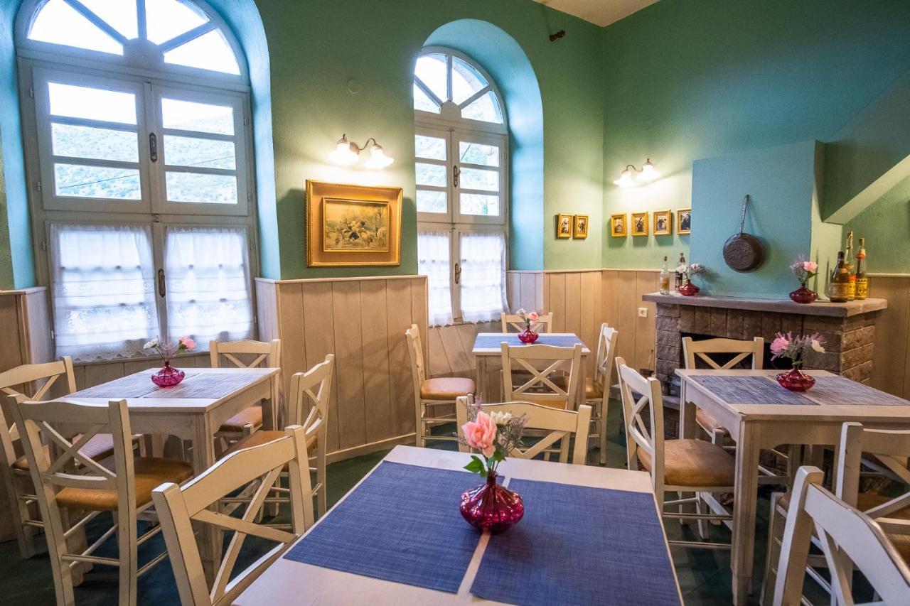 The Old School Boutique Hotel Sirako Esterno foto