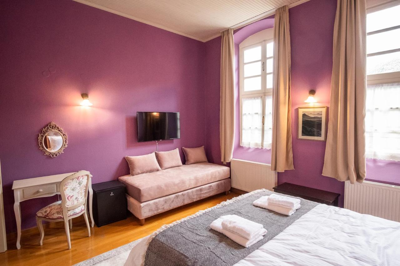 The Old School Boutique Hotel Sirako Esterno foto